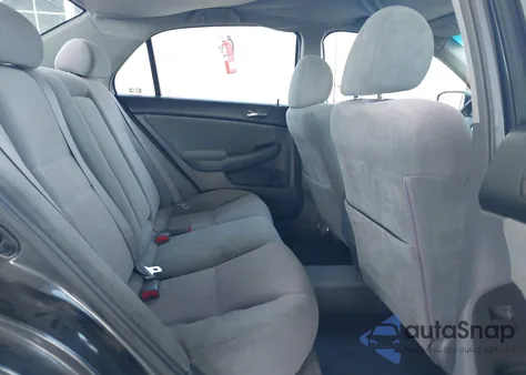 2004 Honda Accord 2.4 Lx z USA, uszkodzony, nr VIN 1HGCM56364A031321